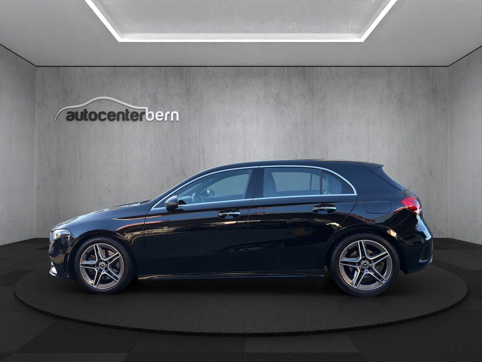 MERCEDES-BENZ A 220 AMG Line 7G-DCT 4Matic, Benzina, Occasioni / Usate, Automatico - 4