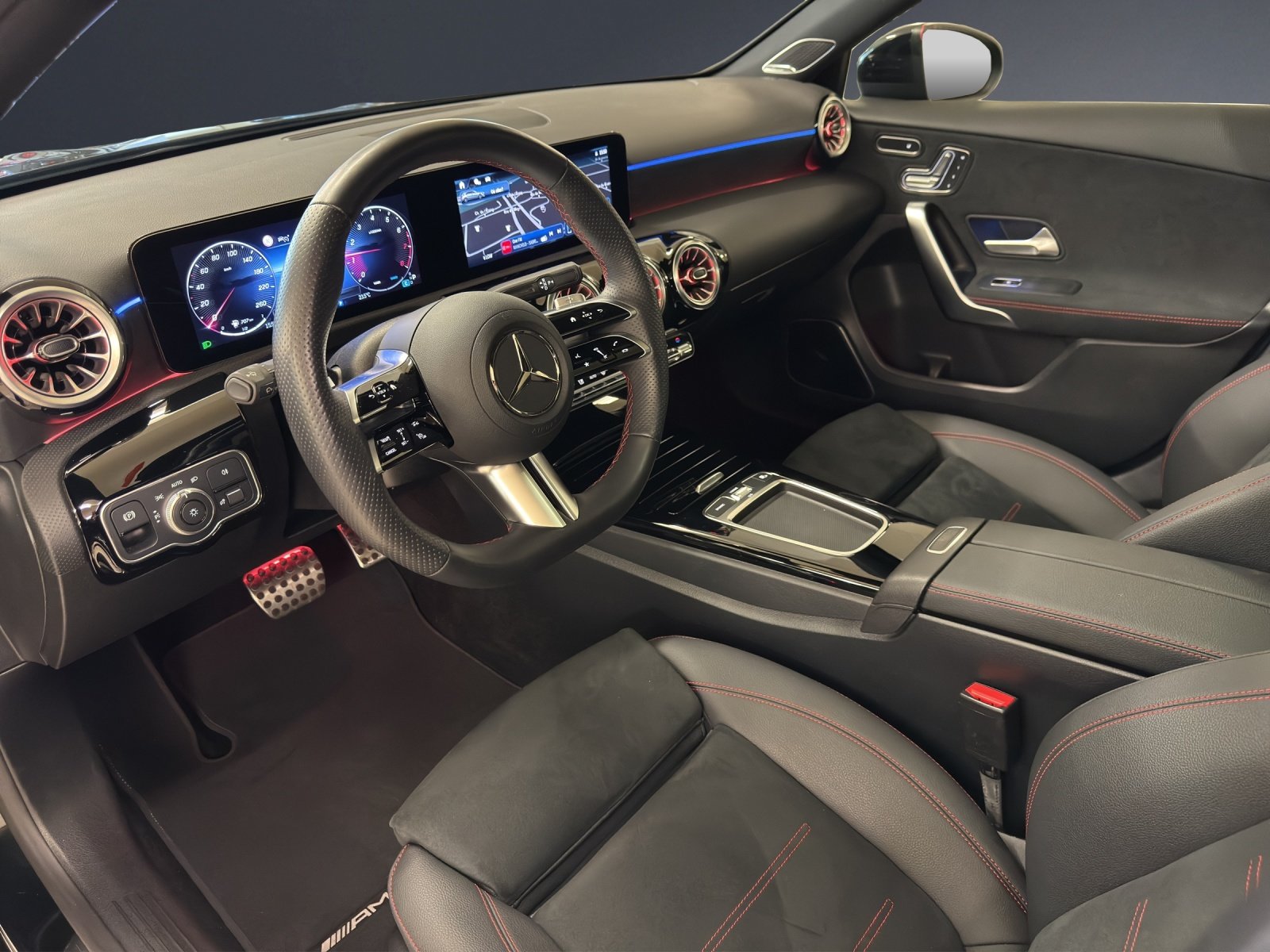 MERCEDES-BENZ A 220 4Matic 8G-DCT, Hybride Léger Essence/Électricité, Occasion / Utilisé, Automatique - 7