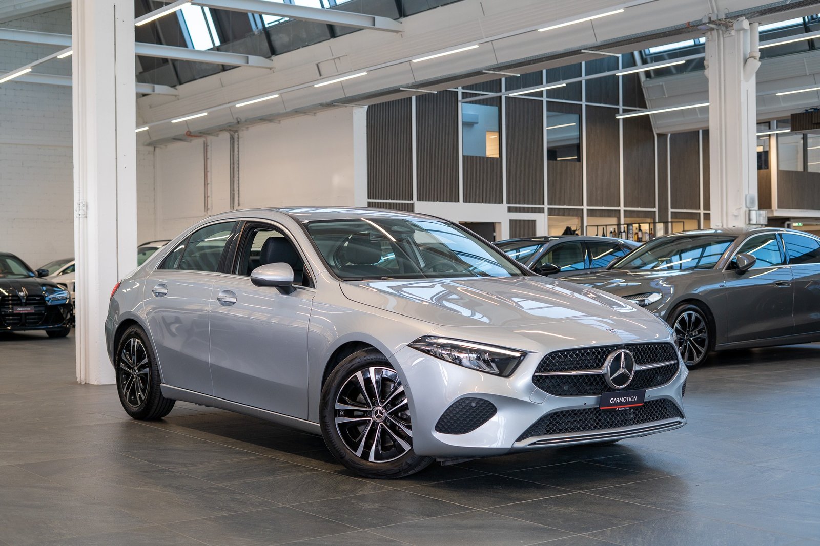 MERCEDES-BENZ A 220 Progressive 4m Limousine / Facelift / R, Essence, Occasion / Utilisé, Automatique - 3