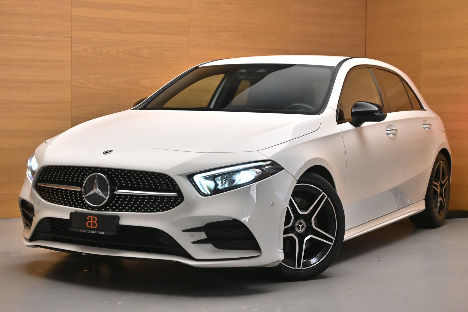 MERCEDES-BENZ A 220 AMG Line 7G-DCT 4Matic