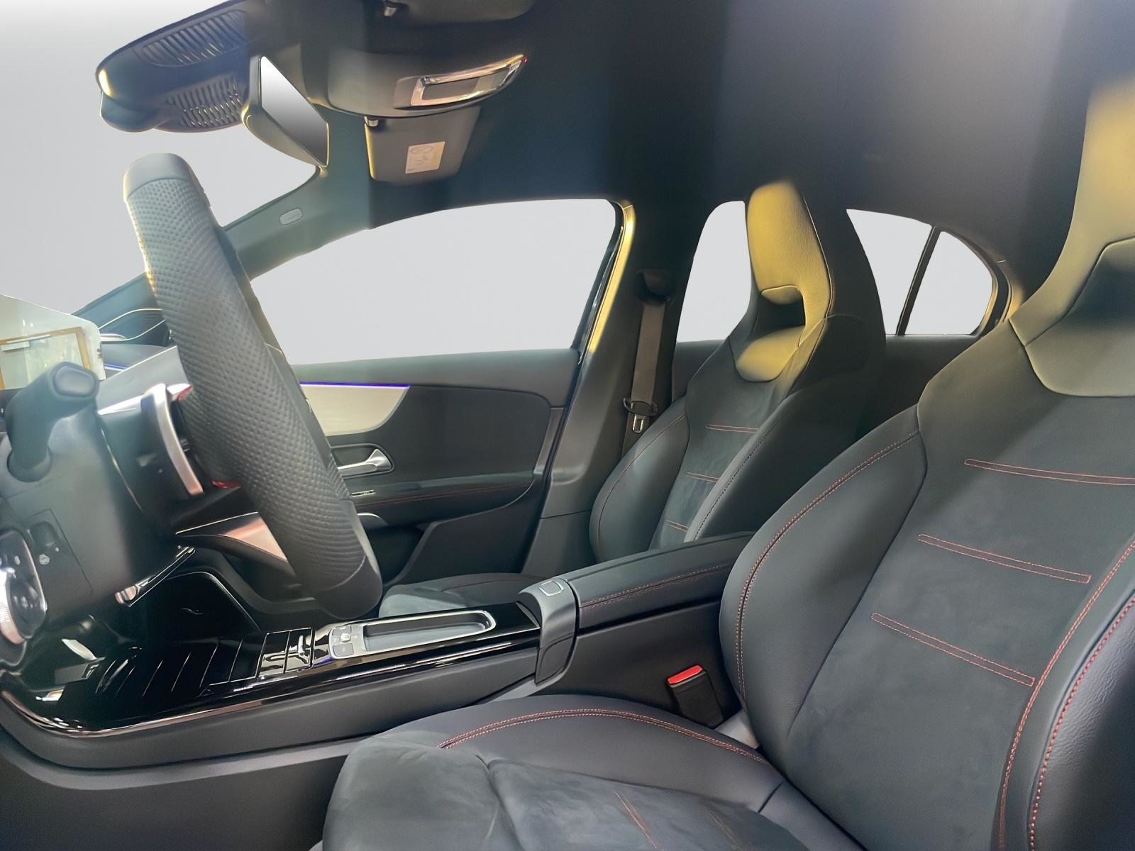 MERCEDES-BENZ A 220 4MATIC AMG Line, Mild-Hybrid Benzin/Elektro, Occasion / Gebraucht, Automatik - 5
