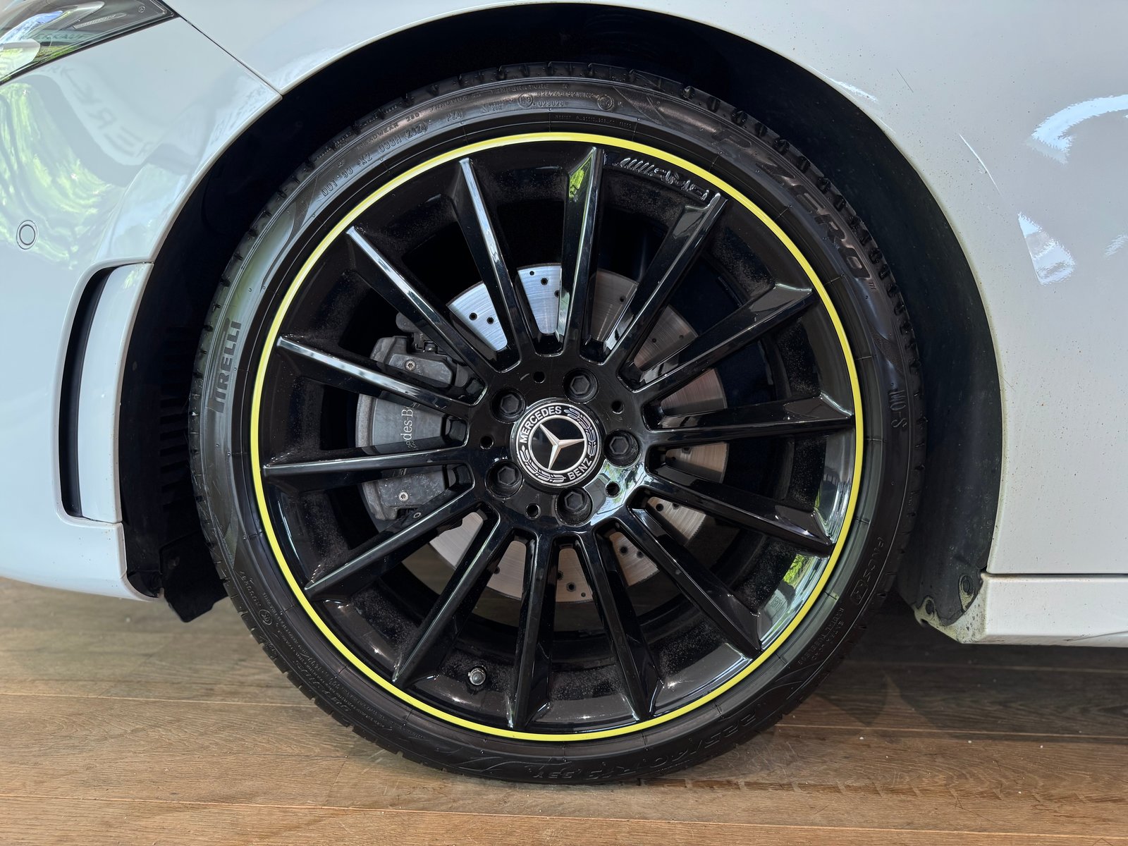 MERCEDES-BENZ A 220 AMG Line EDITION 1 7G-DCT 4Matic BURMES, Essence, Occasion / Utilisé, Automatique - 5
