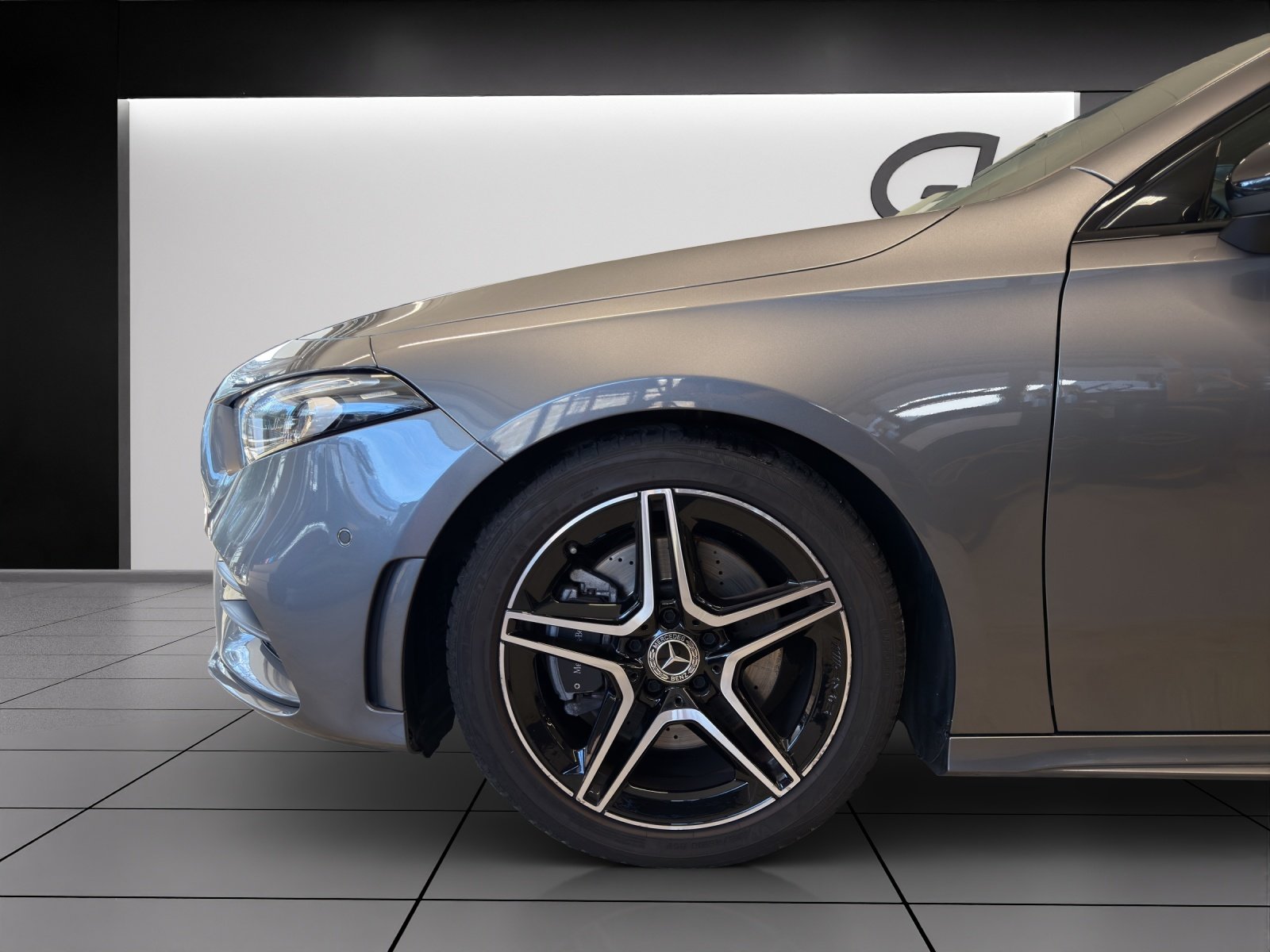 MERCEDES-BENZ A 220 AMG Line, Benzin, Occasion / Gebraucht, Automatik - 6