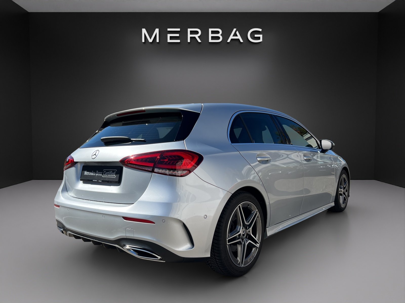 MERCEDES-BENZ A 220 Style 7G-DCT 4Matic, Benzin, Occasion / Gebraucht, Automatik - 3
