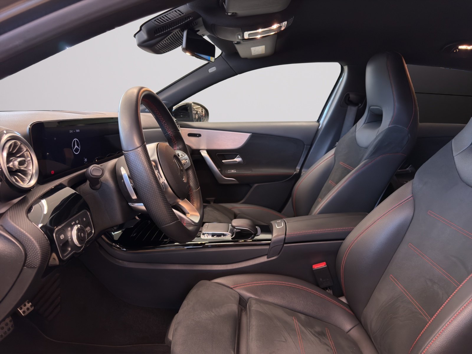 MERCEDES-BENZ A 220 AMG Line 7G-DCT, Benzin, Occasion / Gebraucht, Automatik - 7