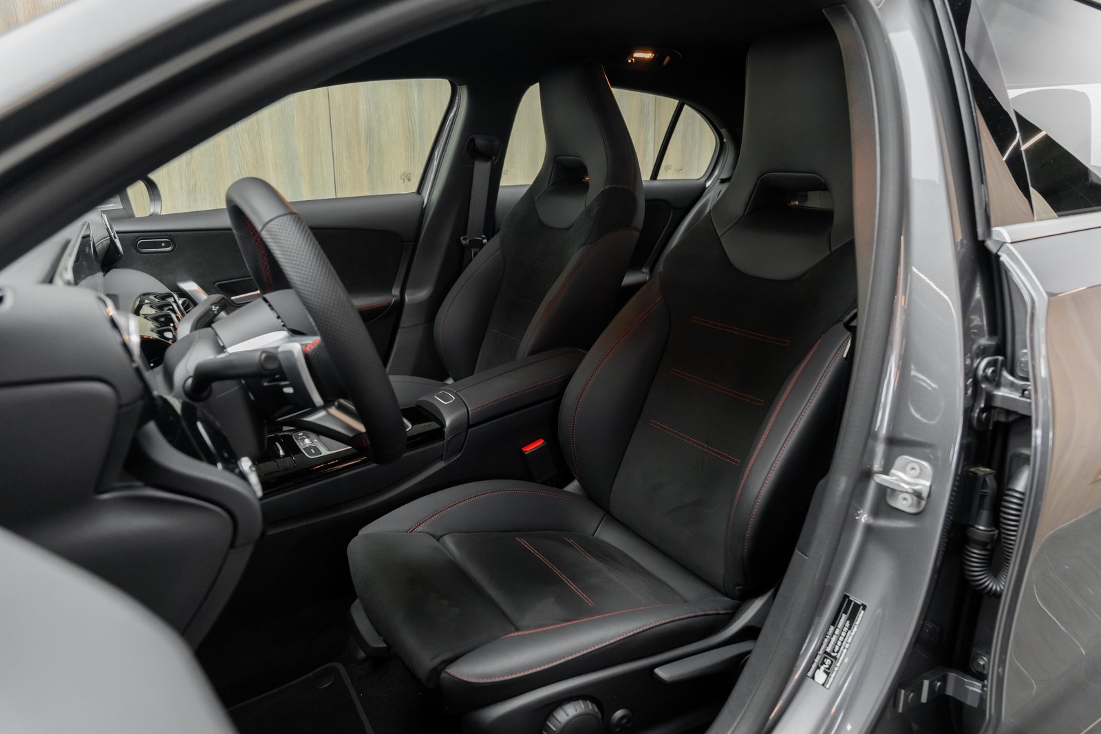 MERCEDES-BENZ A 220 d 8G-DCT, Diesel, Occasion / Gebraucht, Automatik - 6