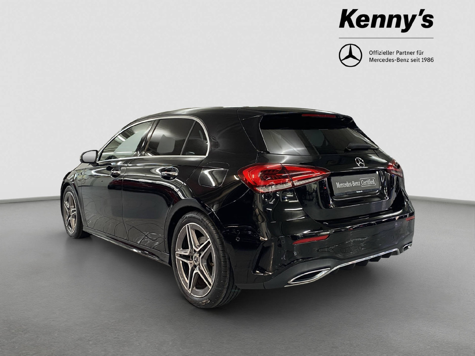 MERCEDES-BENZ A 220 AMG Line 4MATIC, Petrol, Second hand / Used, Automatic - 4
