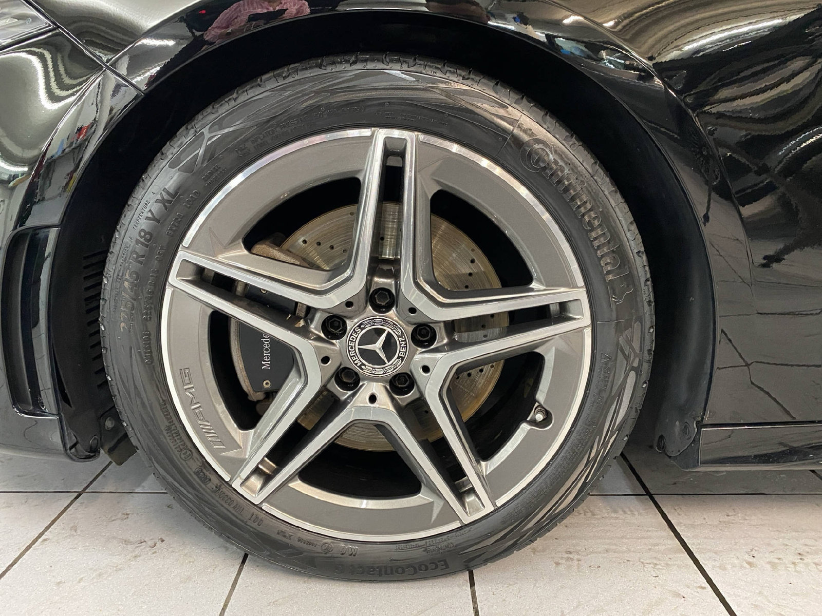 MERCEDES-BENZ A 220 AMG Line 4MATIC, Petrol, Second hand / Used, Automatic - 6