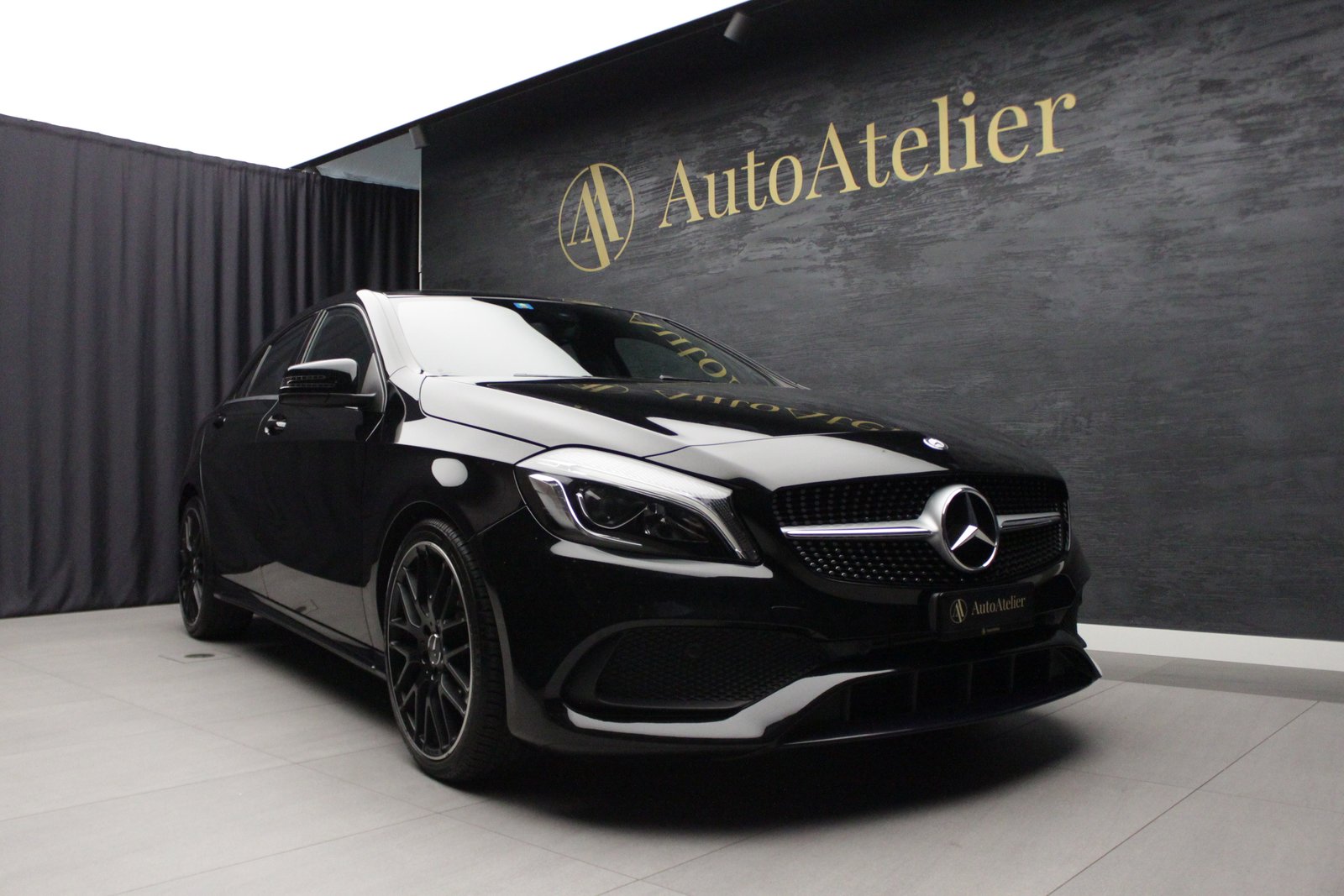 MERCEDES-BENZ A 220 d AMG Line 4Matic 7G-DCT, Diesel, Occasion / Gebraucht, Automatik - 2