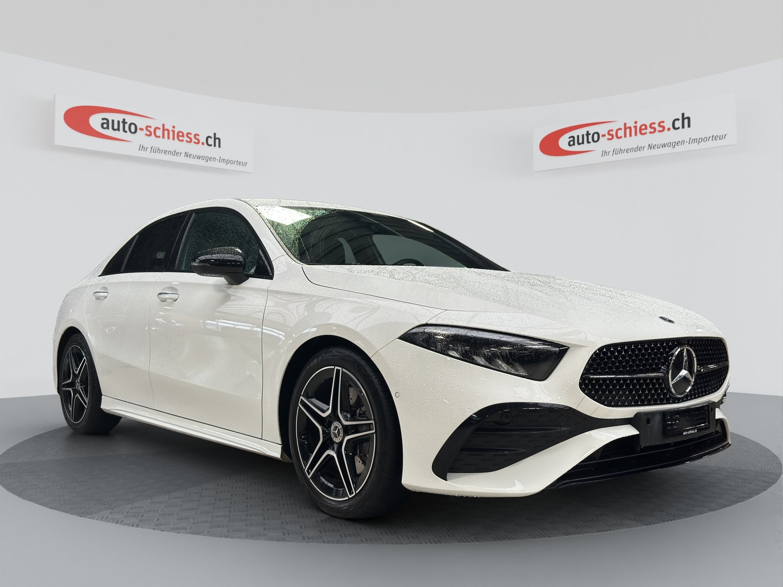 MERCEDES-BENZ A 220 4Matic 8G-DCT AMG Line Night