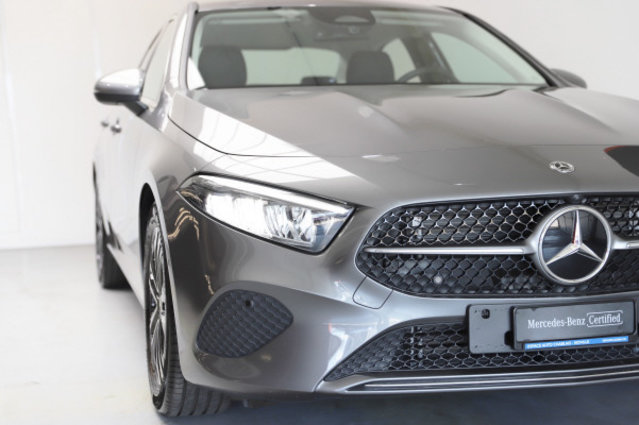 MERCEDES-BENZ A 220 4Matic 8G-DCT, Mild-Hybrid Benzin/Elektro, Occasion / Gebraucht, Automatik - 2