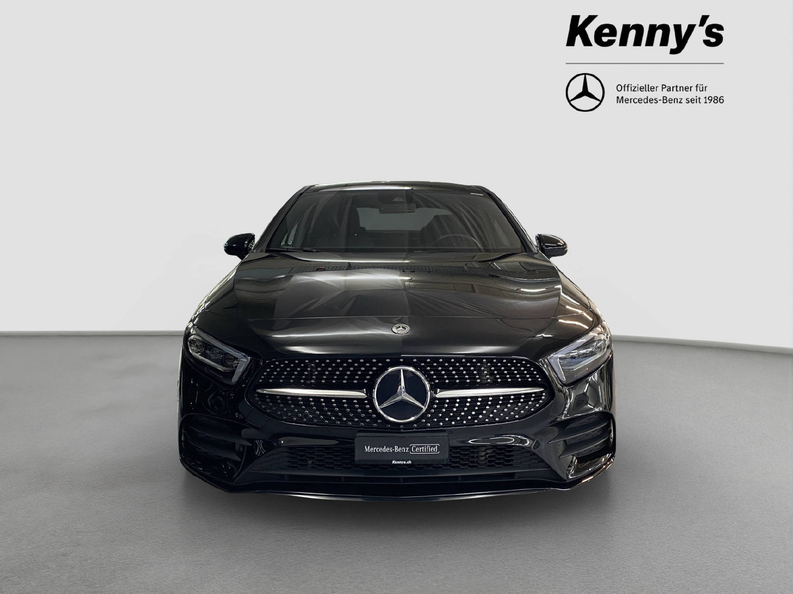MERCEDES-BENZ A 220 AMG Line Limousine, Benzin, Occasion / Gebraucht, Automatik - 2