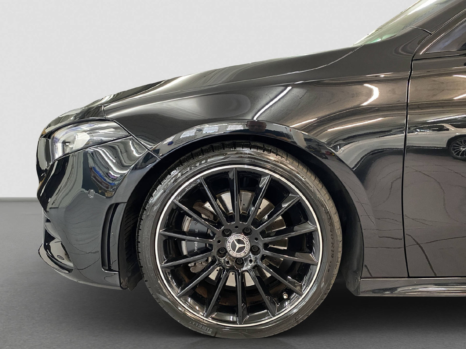 MERCEDES-BENZ A 220 AMG Line Limousine, Benzin, Occasion / Gebraucht, Automatik - 6