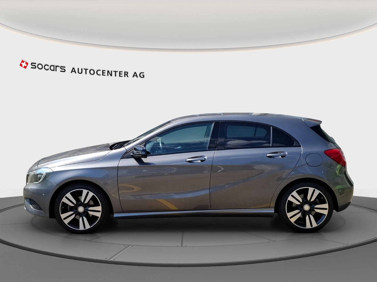 MERCEDES-BENZ A 220 Urban 4Matic 7G-DCT // 8-fach Aluminiumb, Essence, Occasion / Utilisé, Automatique - 6