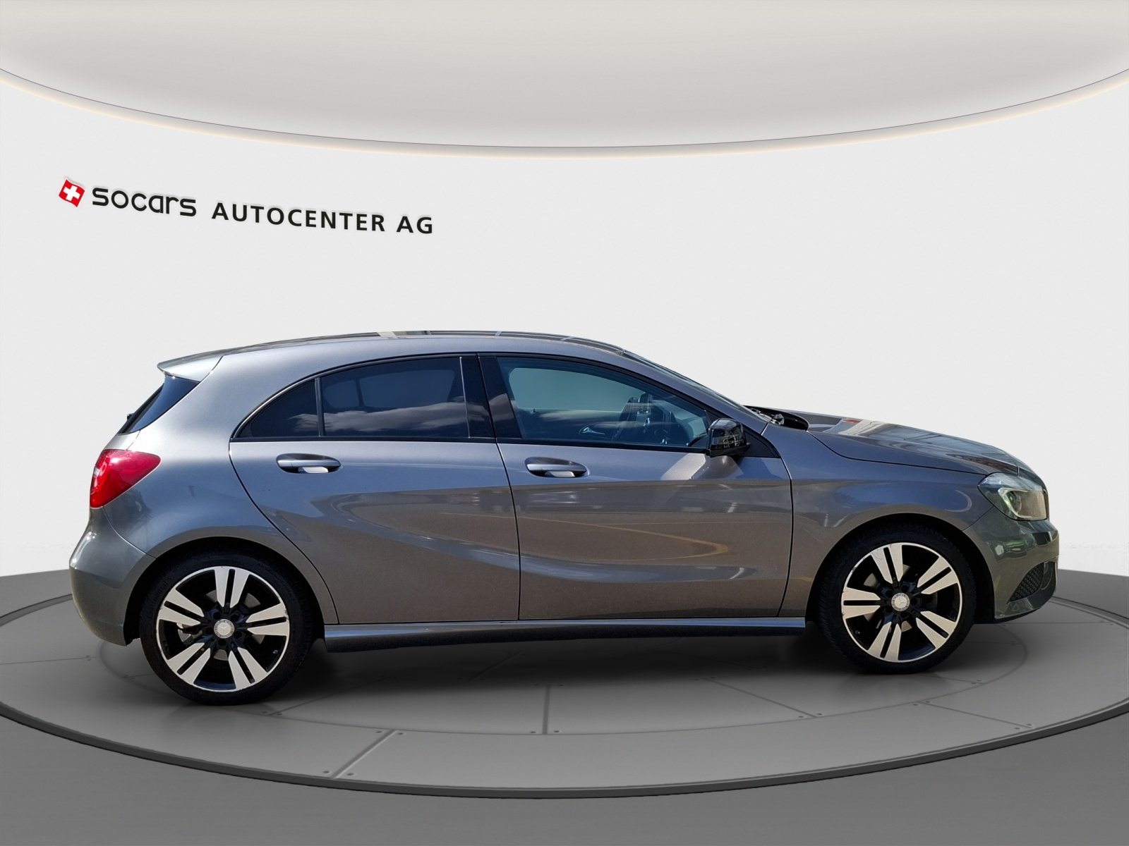 MERCEDES-BENZ A 220 Urban 4Matic 7G-DCT // 8-fach Aluminiumb, Essence, Occasion / Utilisé, Automatique - 7