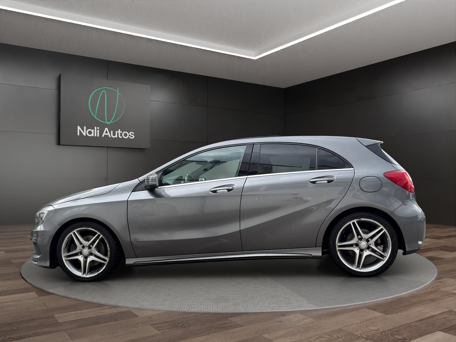 MERCEDES-BENZ A 220 CDI AMG Line 7G-DCT, Diesel, Occasion / Utilisé, Automatique - 2