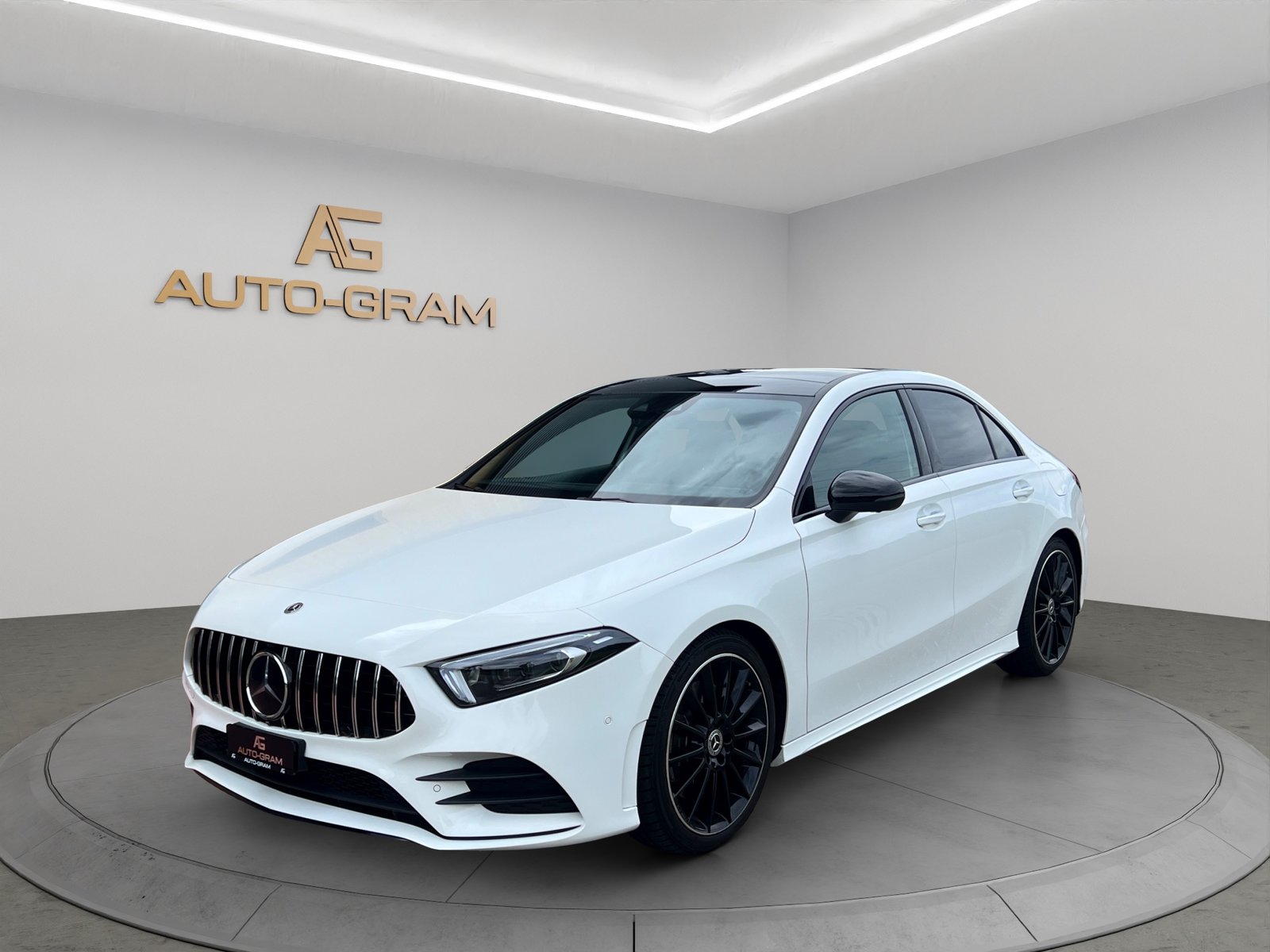 MERCEDES-BENZ A 220 AMG Line 7G-DCT 4Matic