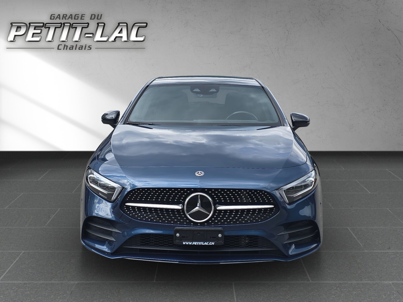 MERCEDES-BENZ A 220 Progressive 7G-DCT 4Matic, Benzin, Occasion / Gebraucht, Automatik - 2