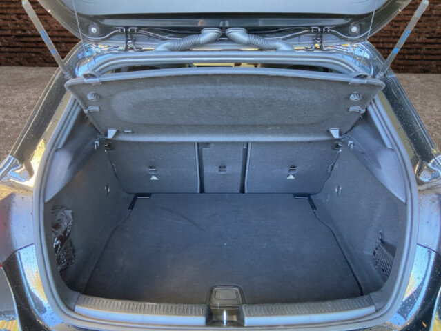 MERCEDES-BENZ A 220 4Matic 8G-DCT, Occasion / Utilisé, Automatique - 7
