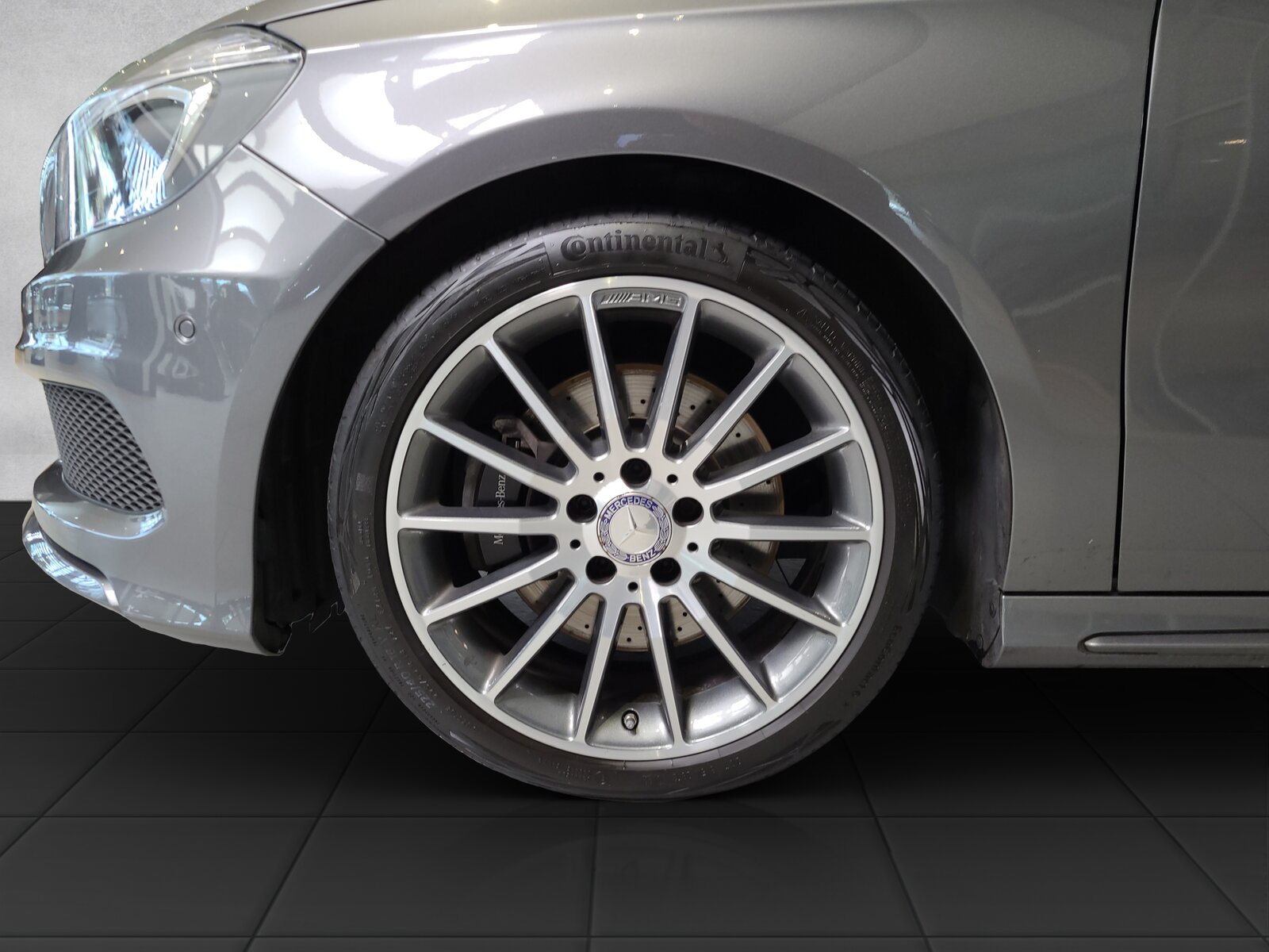 MERCEDES-BENZ A 220 4M AMG W176, Essence, Occasion / Utilisé, Automatique - 5