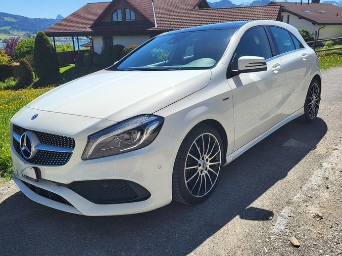 MERCEDES-BENZ A-Klasse W176 A 220 AMG Line 4m, Benzin, Occasion / Gebraucht, Automatik
