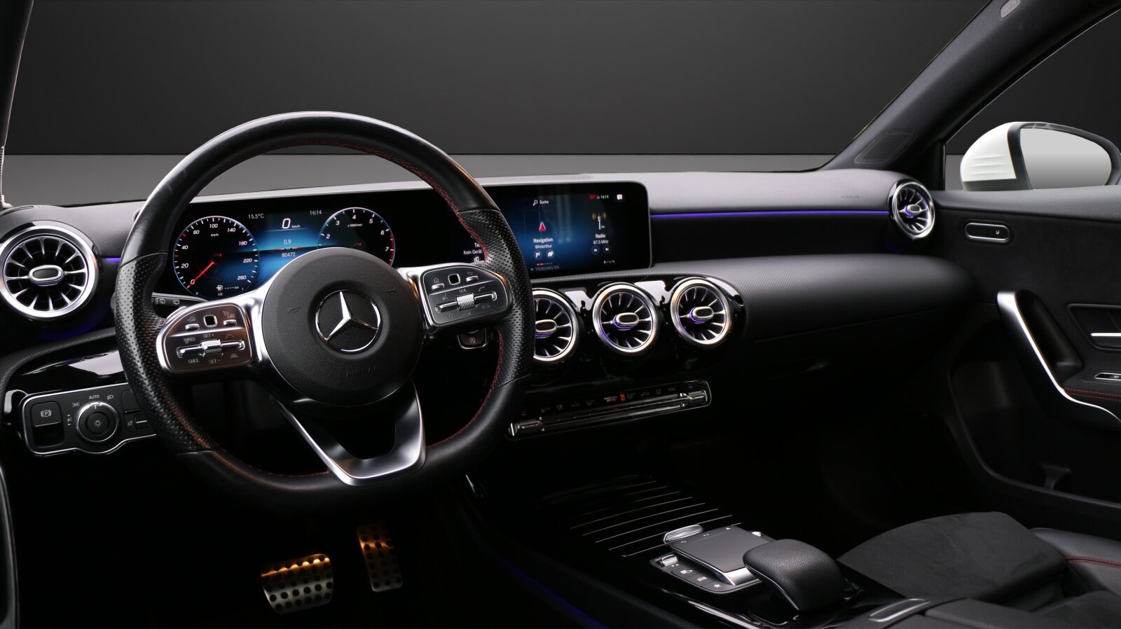 MERCEDES-BENZ A 220 4Matic AMG Line, Essence, Occasion / Utilisé, Automatique - 5