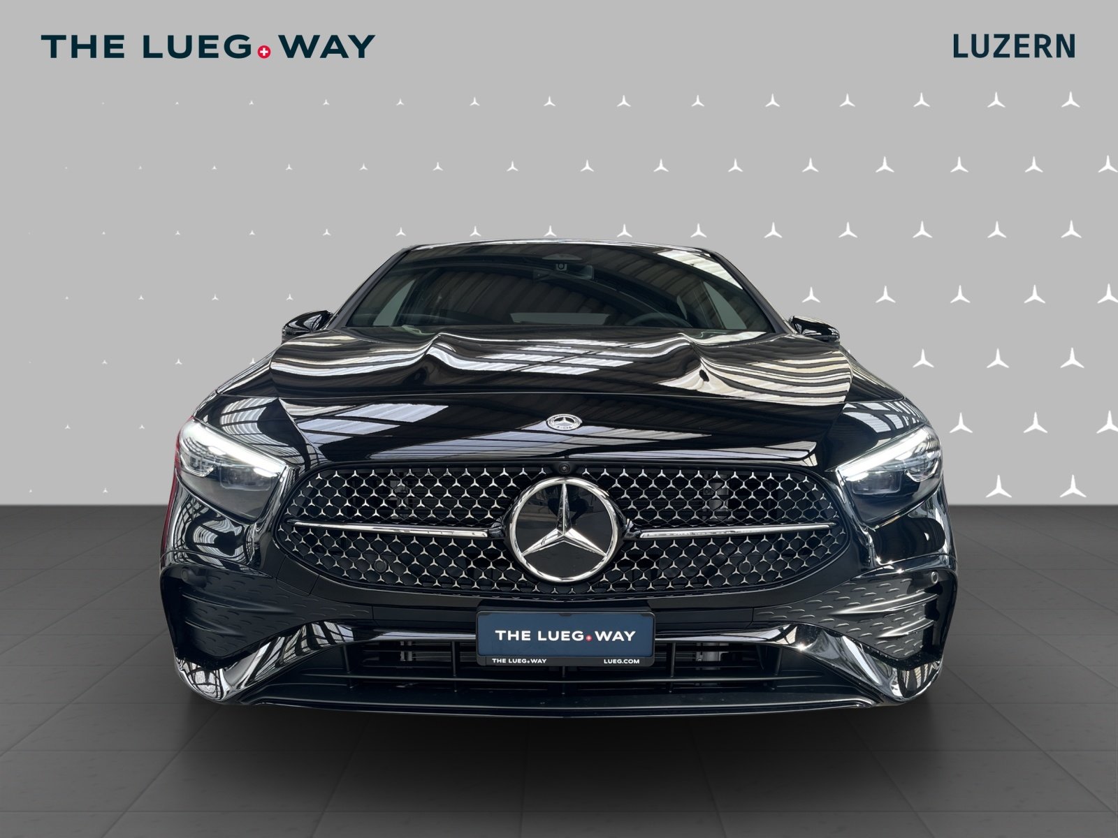 MERCEDES-BENZ A 220 4Matic 8G-DCT, Mild-Hybrid Petrol/Electric, Ex-demonstrator, Automatic - 3