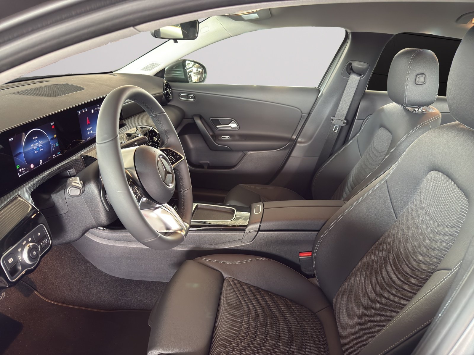 MERCEDES-BENZ A 220 4Matic 8G-DCT, Mild-Hybrid Benzin/Elektro, Vorführwagen, Automatik - 7