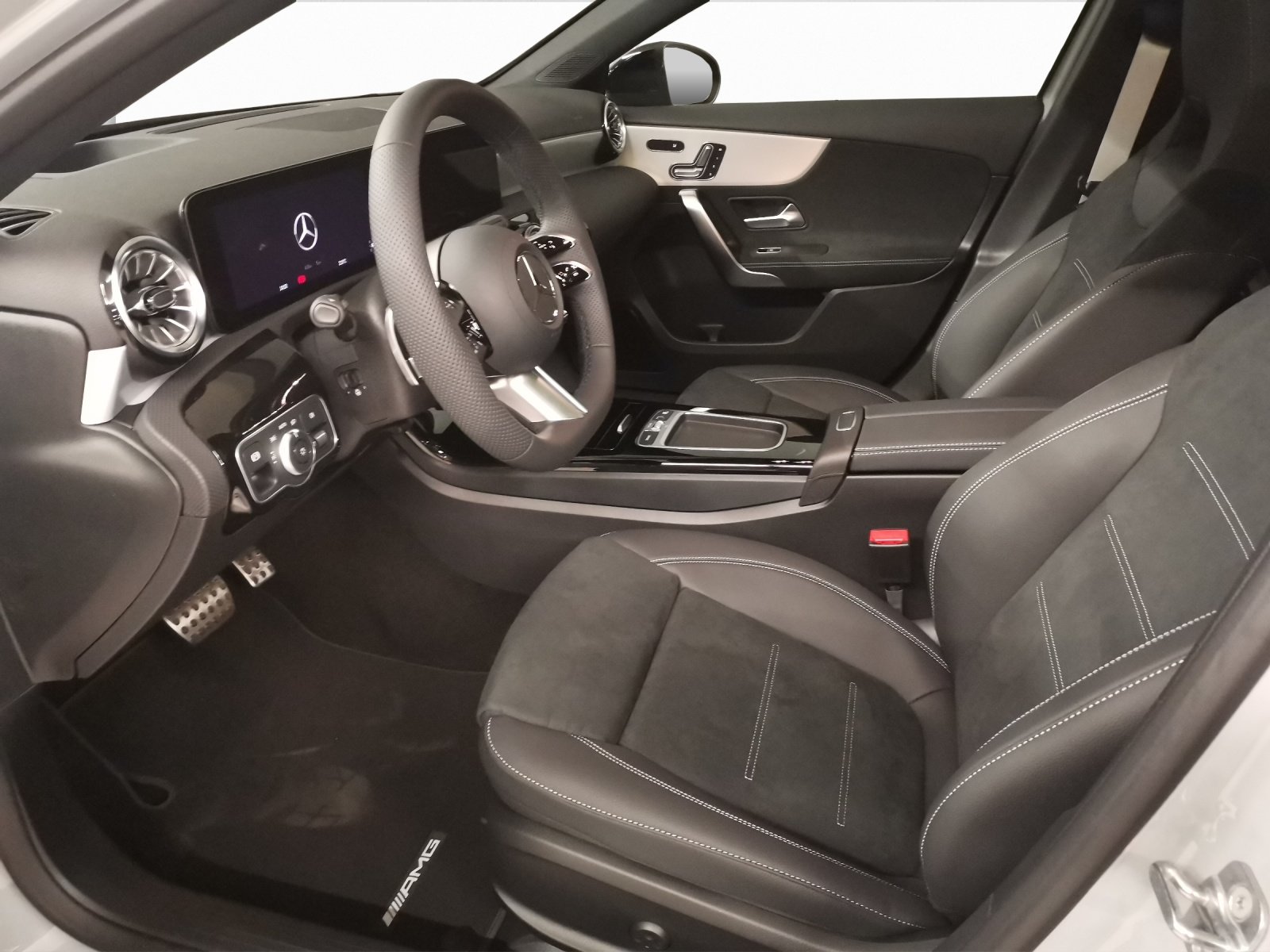 MERCEDES-BENZ A 220 d AMG Line, Diesel, Vorführwagen, Automatik - 7