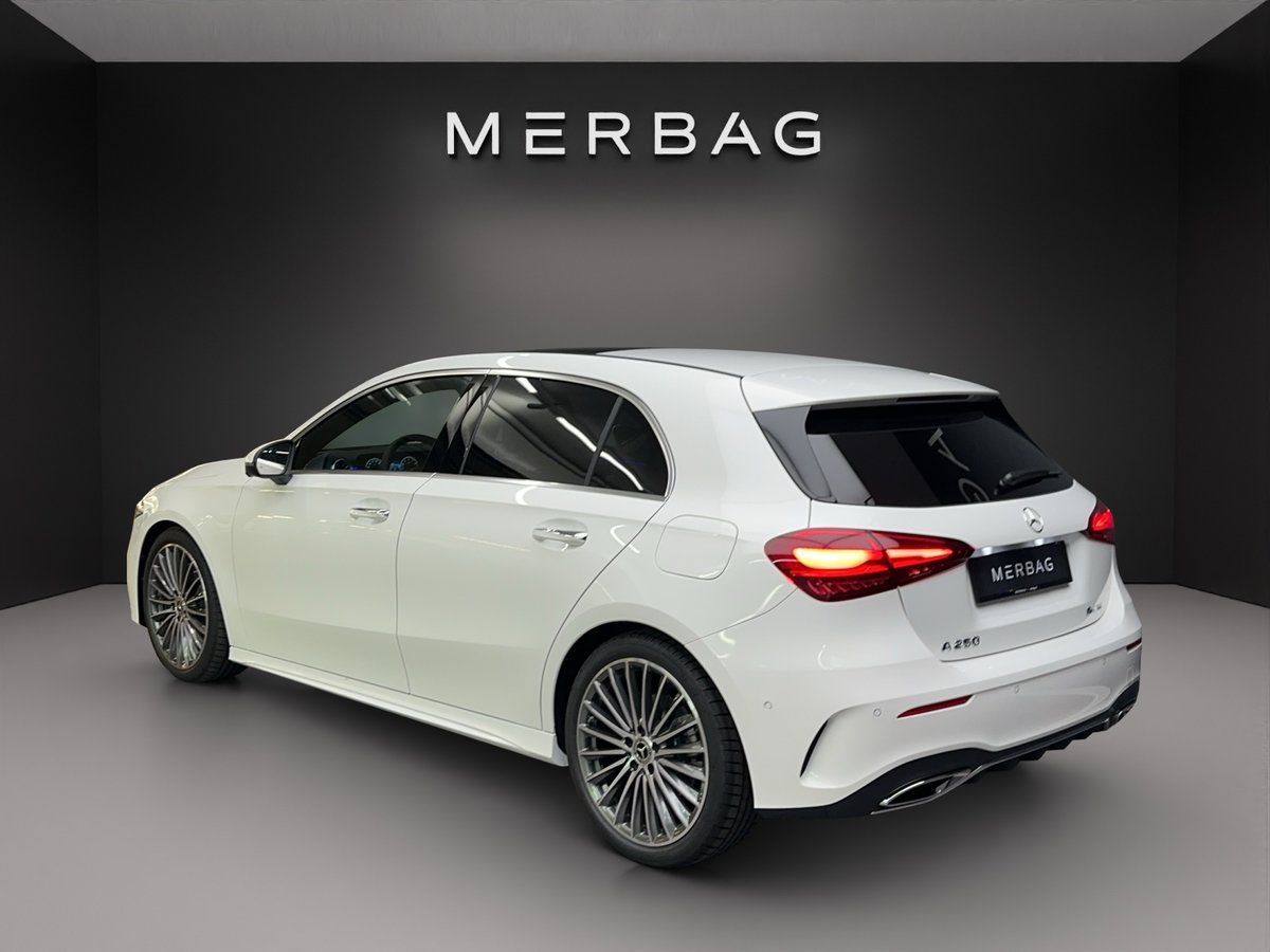 MERCEDES-BENZ A 250 4Matic 8G-DCT, Hybride Leggero Benzina/Elettrica, Auto nuove, Automatico - 3