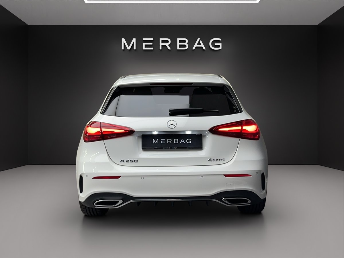 MERCEDES-BENZ A 250 4Matic 8G-DCT, Hybride Leggero Benzina/Elettrica, Auto nuove, Automatico - 5