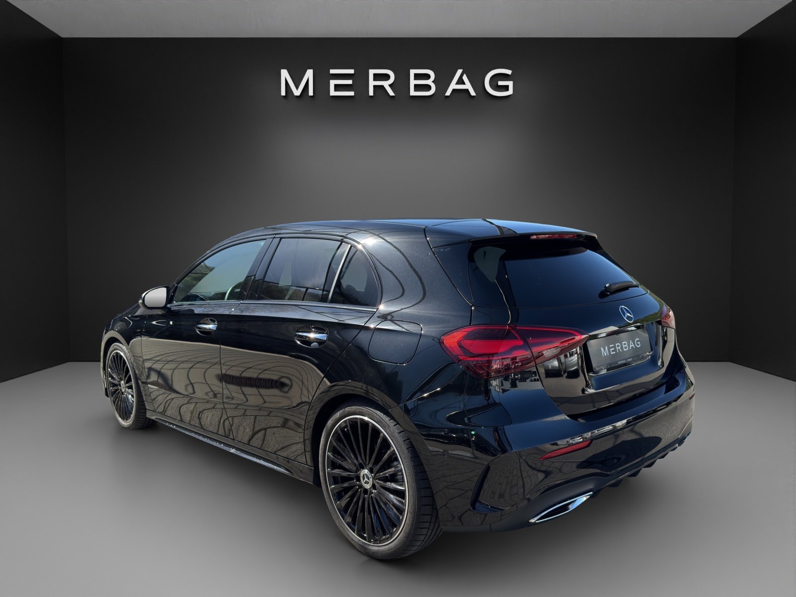 MERCEDES-BENZ A 250 4Matic 8G-DCT, Mild-Hybrid Benzin/Elektro, Neuwagen, Automatik - 3