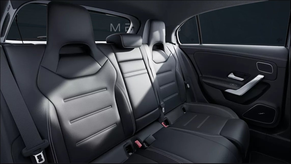 MERCEDES-BENZ A 250 4Matic 8G-DCT, Hybride Leggero Benzina/Elettrica, Auto nuove, Automatico - 7