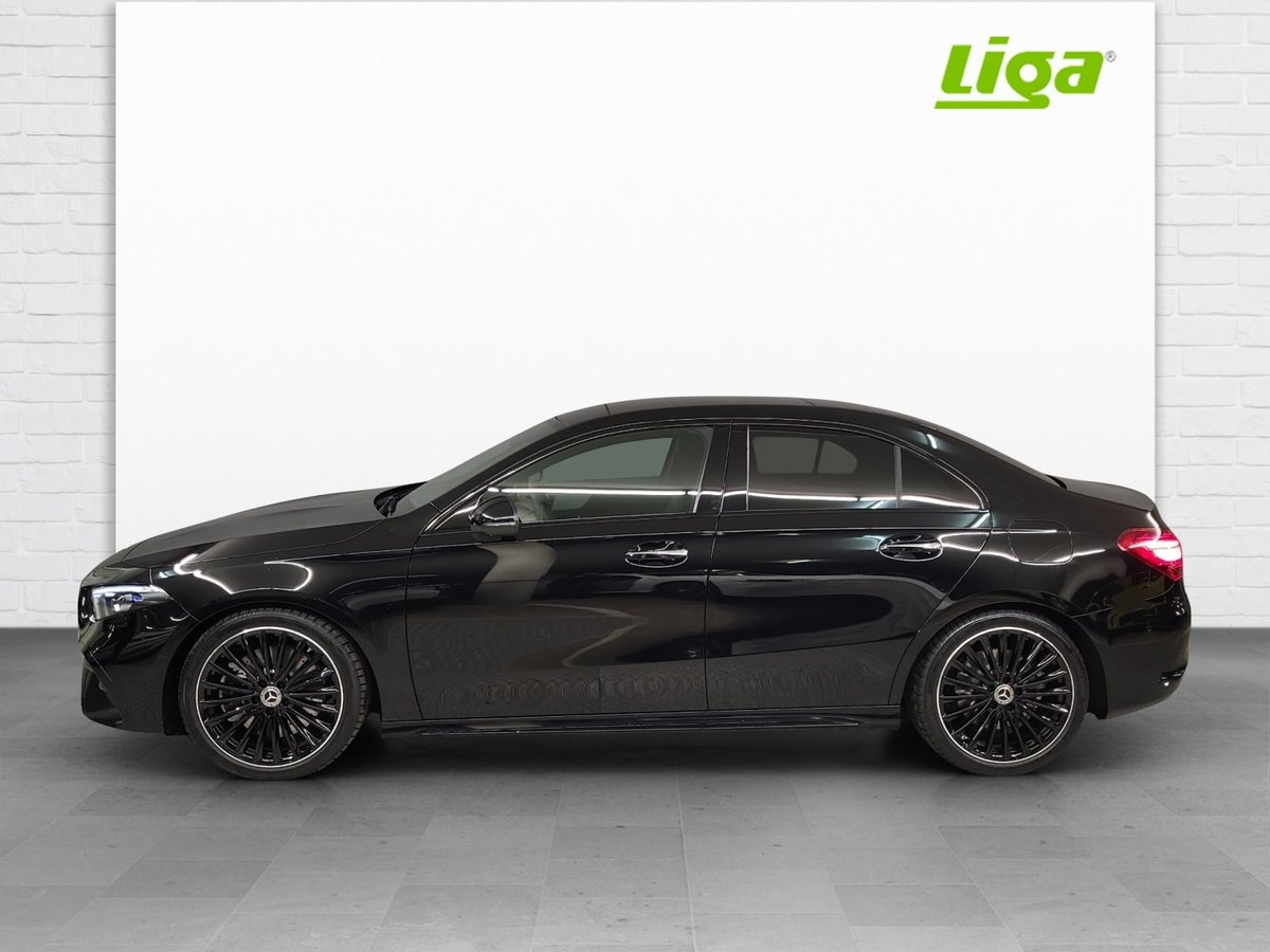 MERCEDES-BENZ A 250 AMG Line 4Matic