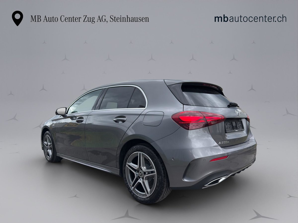 MERCEDES-BENZ A 250 e, Plug-in-Hybrid Benzin/Elektro, Neuwagen, Automat - 3