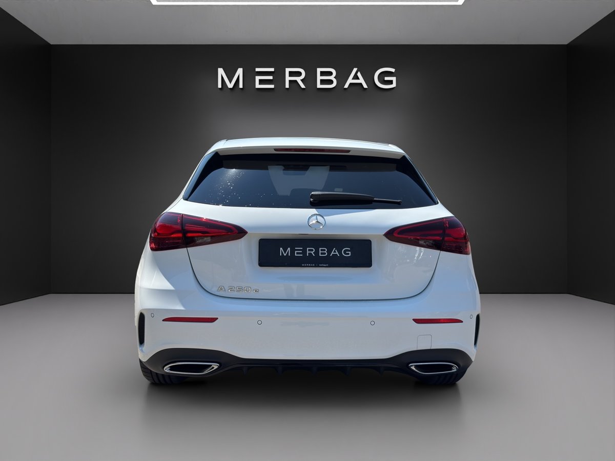 MERCEDES-BENZ A 250 e EQ Star 8G-DCT, Hybride Rechargeable Essence/Électricité, Voiture nouvelle, Automatique - 4