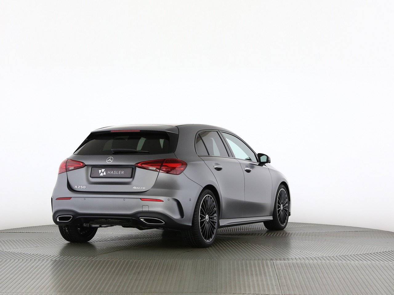 MERCEDES-BENZ A 250 4Matic 8G-DCT, Hybride Léger Essence/Électricité, Voiture nouvelle, Automatique - 4