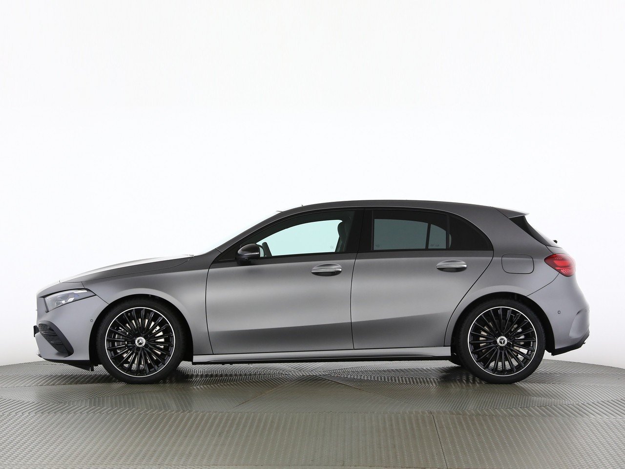 MERCEDES-BENZ A 250 4Matic 8G-DCT, Hybride Léger Essence/Électricité, Voiture nouvelle, Automatique - 5