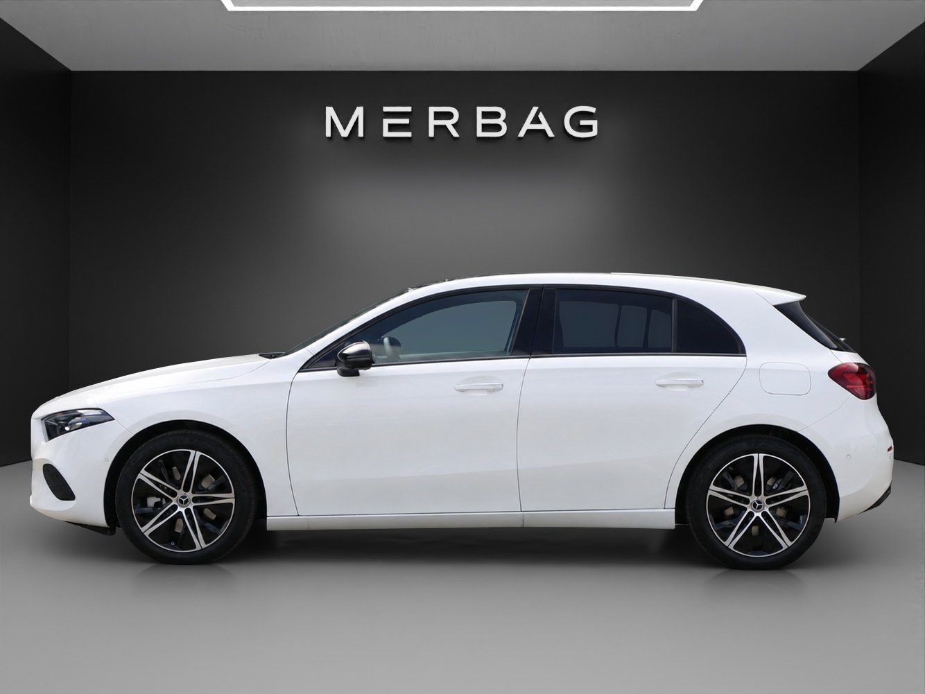MERCEDES-BENZ A 250 e EQ Star 8G-DCT, Hybride Rechargeable Essence/Électricité, Voiture nouvelle, Automatique - 2