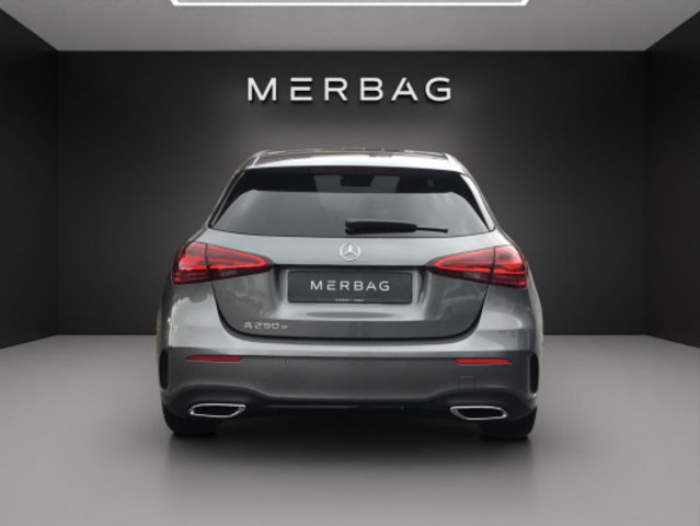 MERCEDES-BENZ A 250 e EQ Star 8G-DCT, Plug-in-Hybrid Benzina/Elettrica, Auto nuove, Automatico - 5