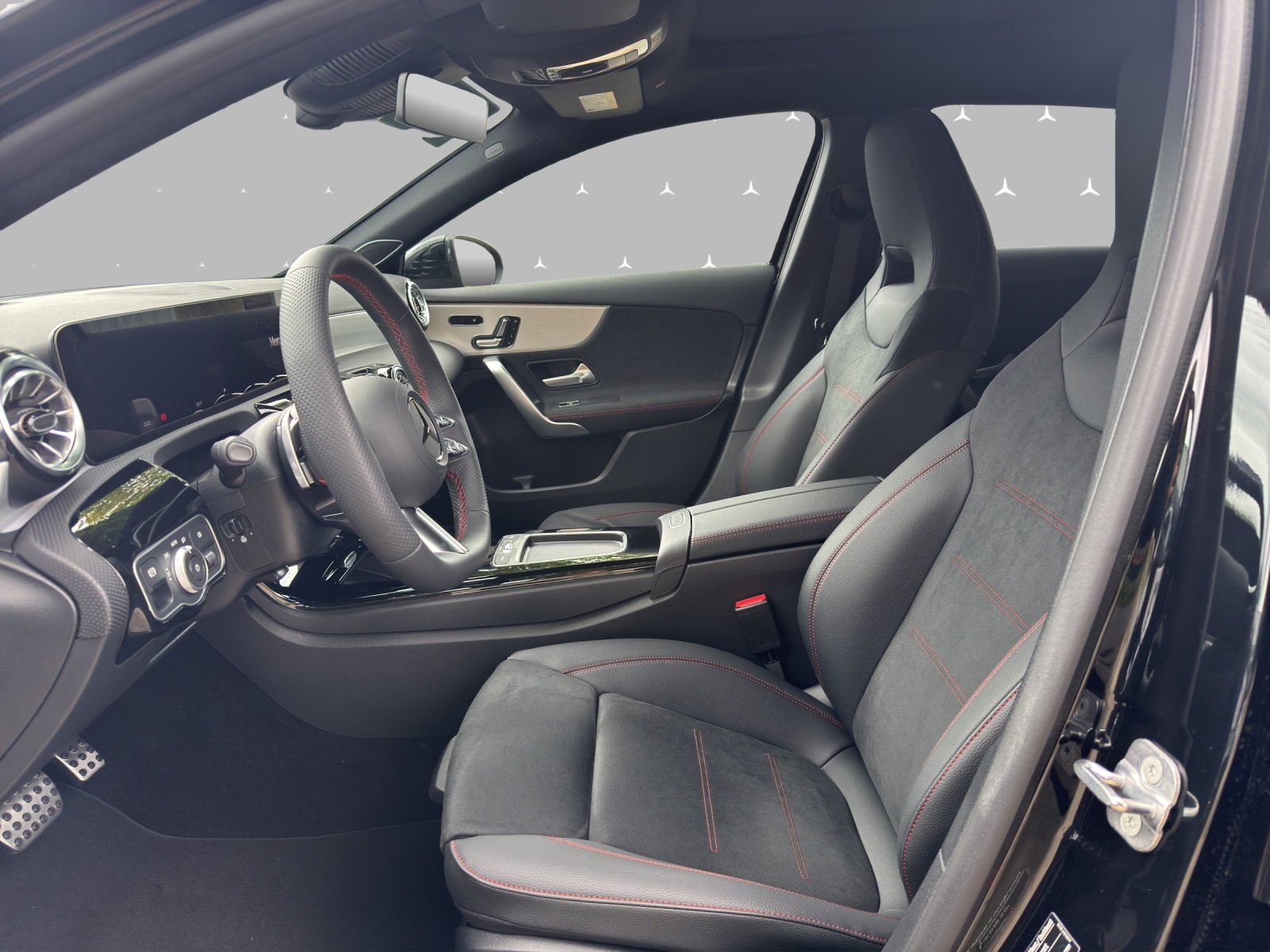 MERCEDES-BENZ A 250 4Matic 8G-DCT, Mild-Hybrid Benzin/Elektro, Neuwagen, Automatik - 7