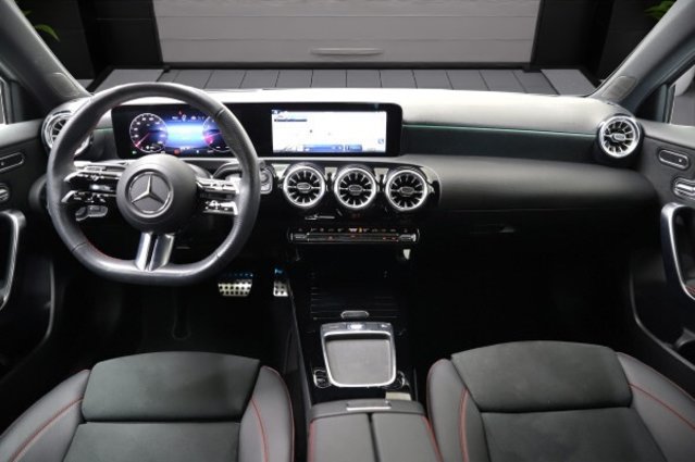 MERCEDES-BENZ A 250 4Matic 8G-DCT, Hybride Léger Essence/Électricité, Voiture nouvelle, Automatique - 7