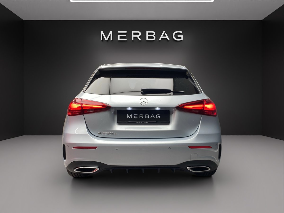 MERCEDES-BENZ A 250 e EQ Star 8G-DCT, Plug-in-Hybrid Benzina/Elettrica, Auto nuove, Automatico - 5