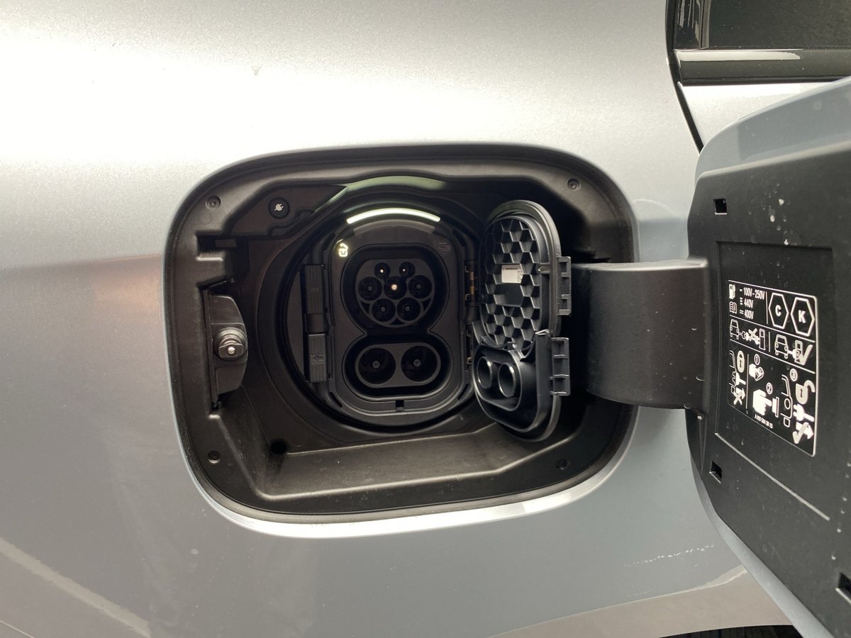 MERCEDES-BENZ A 250 e EQ Star 8G-DCT, Plug-in-Hybrid Benzina/Elettrica, Auto nuove, Automatico - 6