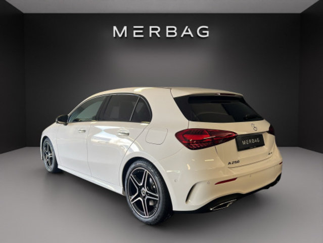 MERCEDES-BENZ A 250 4Matic 8G-DCT, Mild-Hybrid Benzin/Elektro, Neuwagen, Automatik - 3
