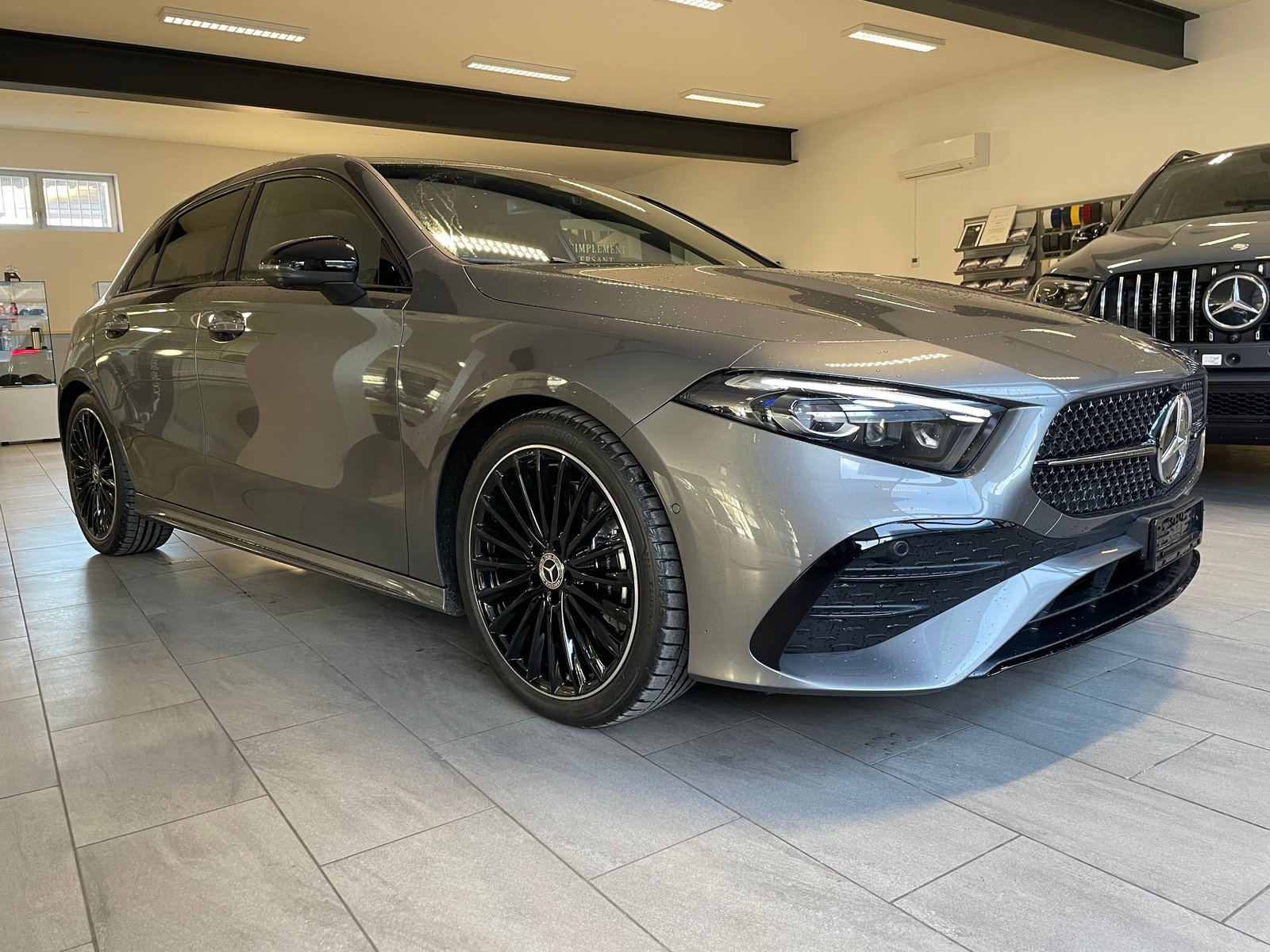 MERCEDES-BENZ A 250 4Matic 8G-DCT AMG Line, Mild-Hybrid Petrol/Electric, New car, Automatic - 3