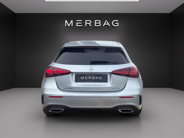 MERCEDES-BENZ A 250 4Matic 8G-DCT, Mild-Hybrid Petrol/Electric, New car, Automatic - 5