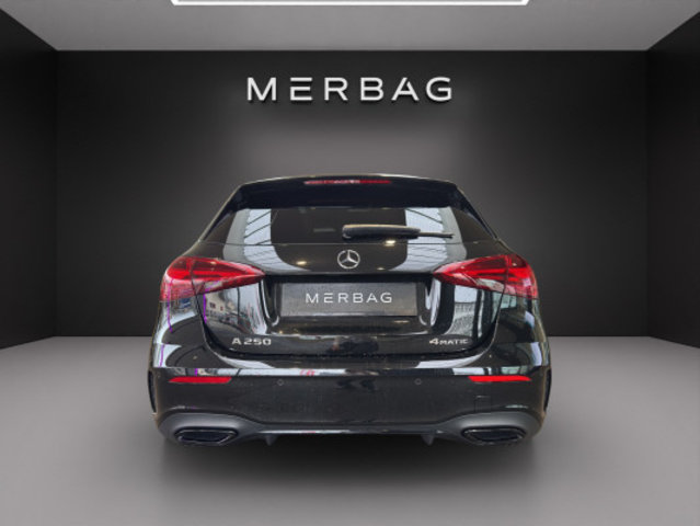 MERCEDES-BENZ A 250 4Matic 8G-DCT, Mild-Hybrid Benzin/Elektro, Neuwagen, Automatik - 5