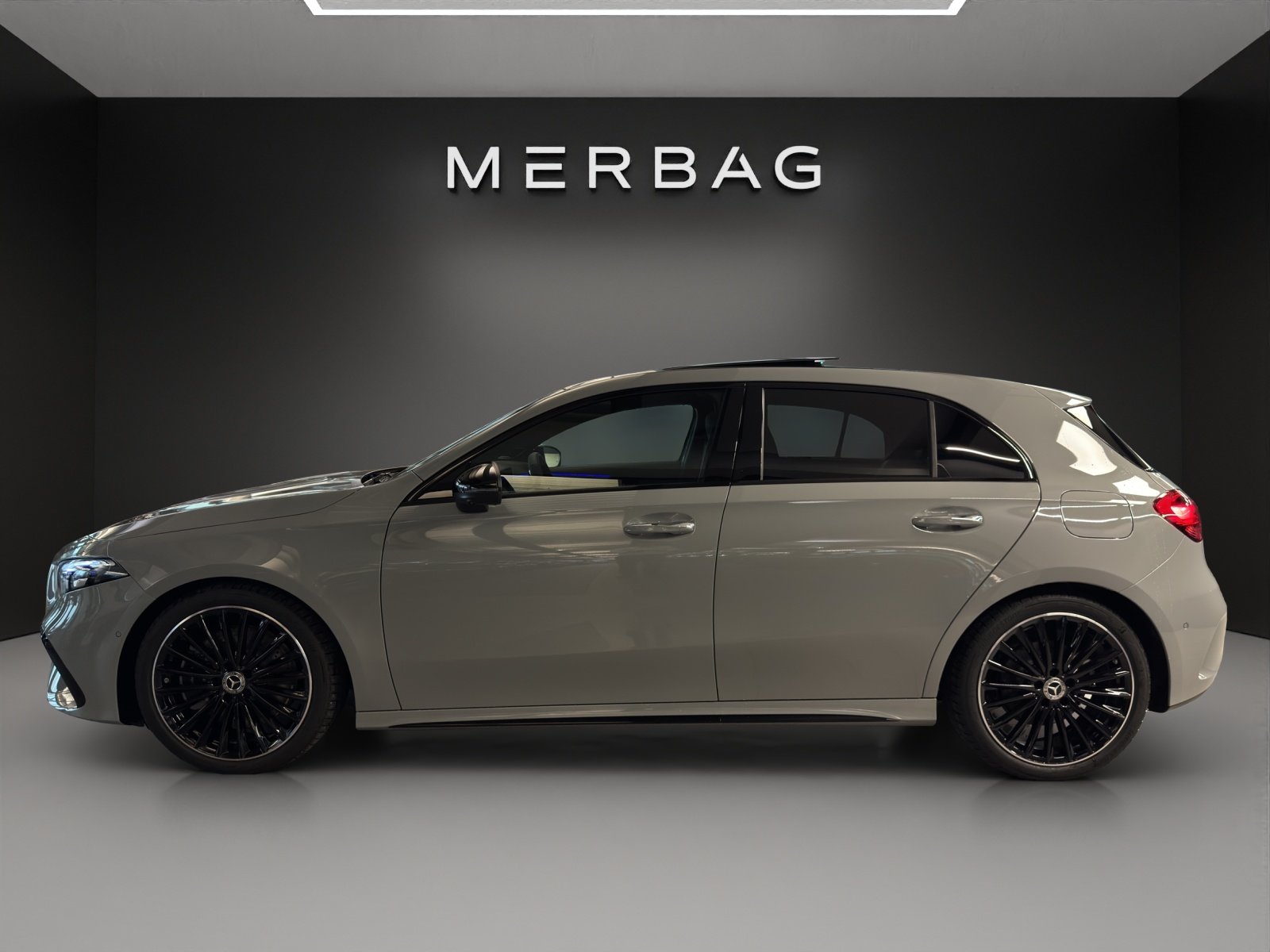 MERCEDES-BENZ A 250 4Matic 8G-DCT AMG Line, Hybride Léger Essence/Électricité, Voiture nouvelle, Automatique - 2