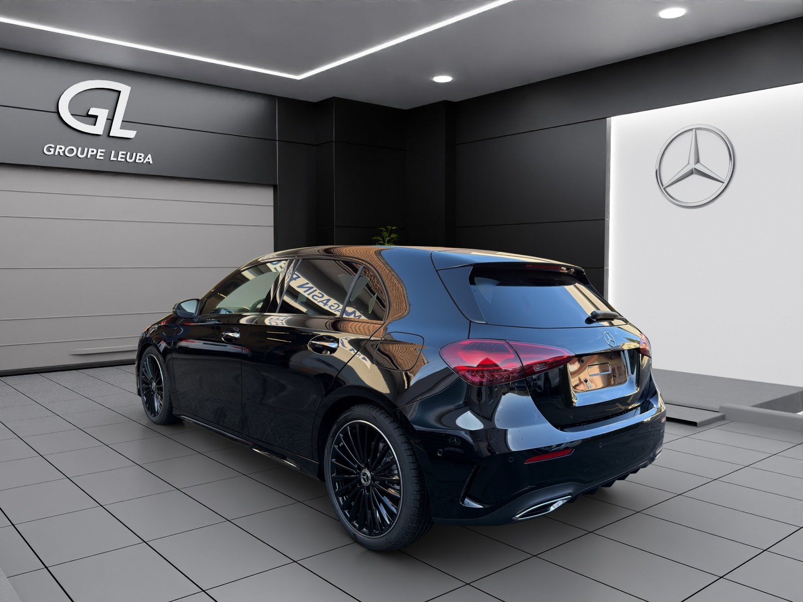 MERCEDES-BENZ A 250 4Matic 8G-DCT, Mild-Hybrid Petrol/Electric, New car, Automatic - 4